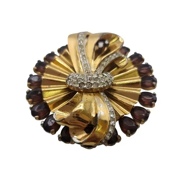 Outstanding 40s Heavy Dimension Bow Over Fluted Circle Brooch (A6788) - Picture 4 of 8